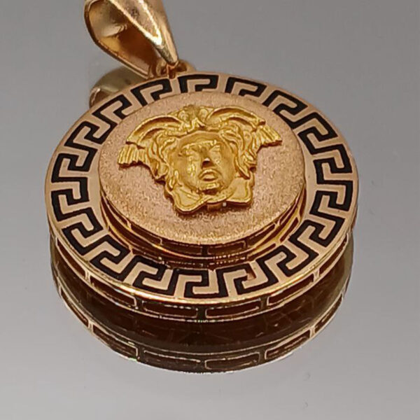 مدال ورساچه 1